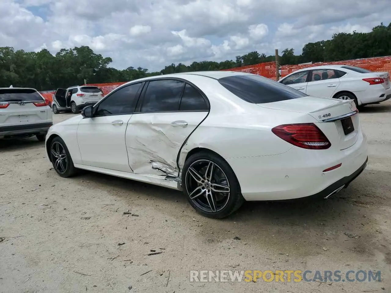 2 Photograph of a damaged car W1KZF6JB9LA773174 MERCEDES-BENZ E-CLASS 2020
