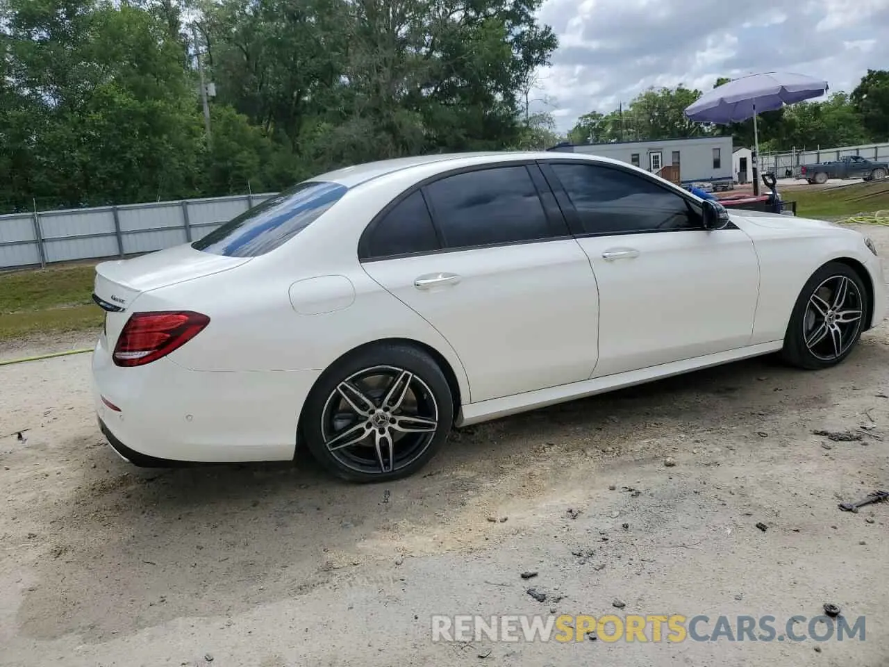 3 Photograph of a damaged car W1KZF6JB9LA773174 MERCEDES-BENZ E-CLASS 2020