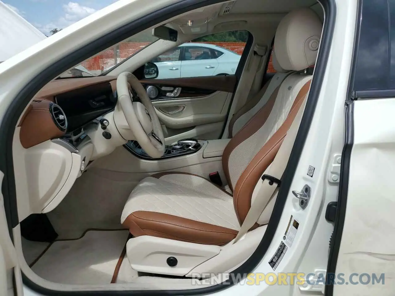 7 Photograph of a damaged car W1KZF6JB9LA773174 MERCEDES-BENZ E-CLASS 2020