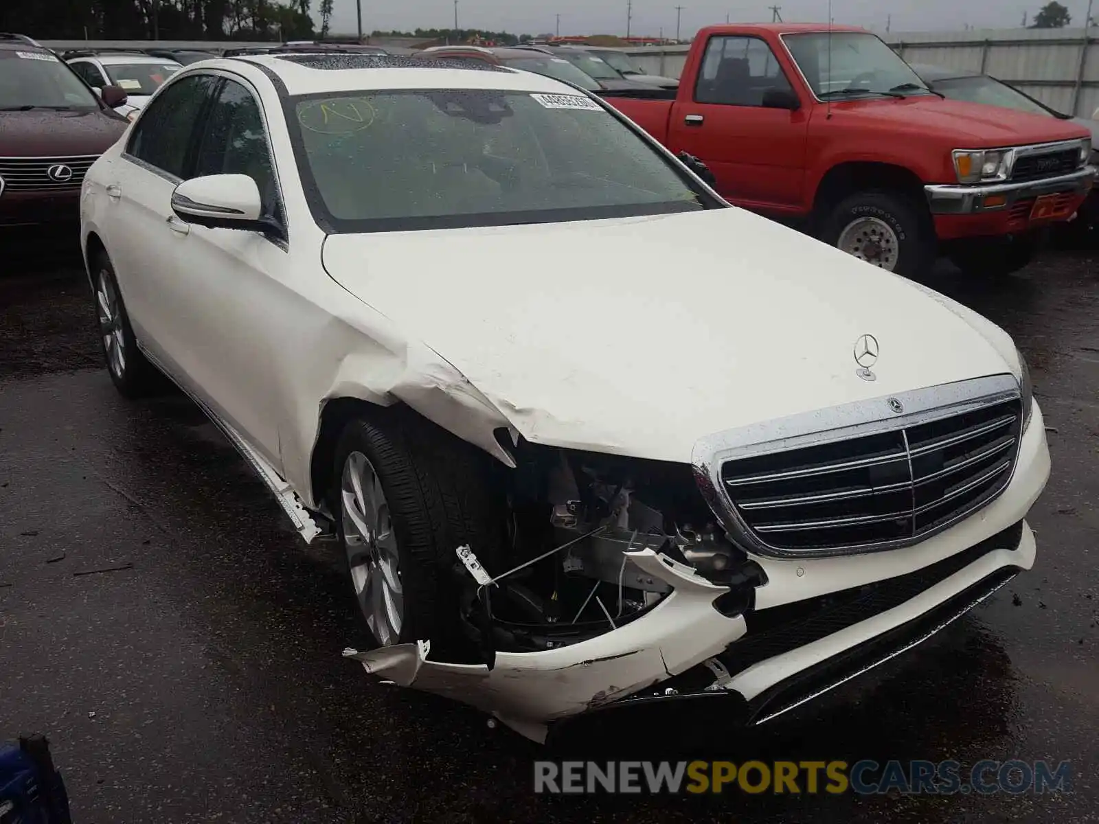 1 Photograph of a damaged car W1KZF8DB3LA820139 MERCEDES-BENZ E CLASS 2020