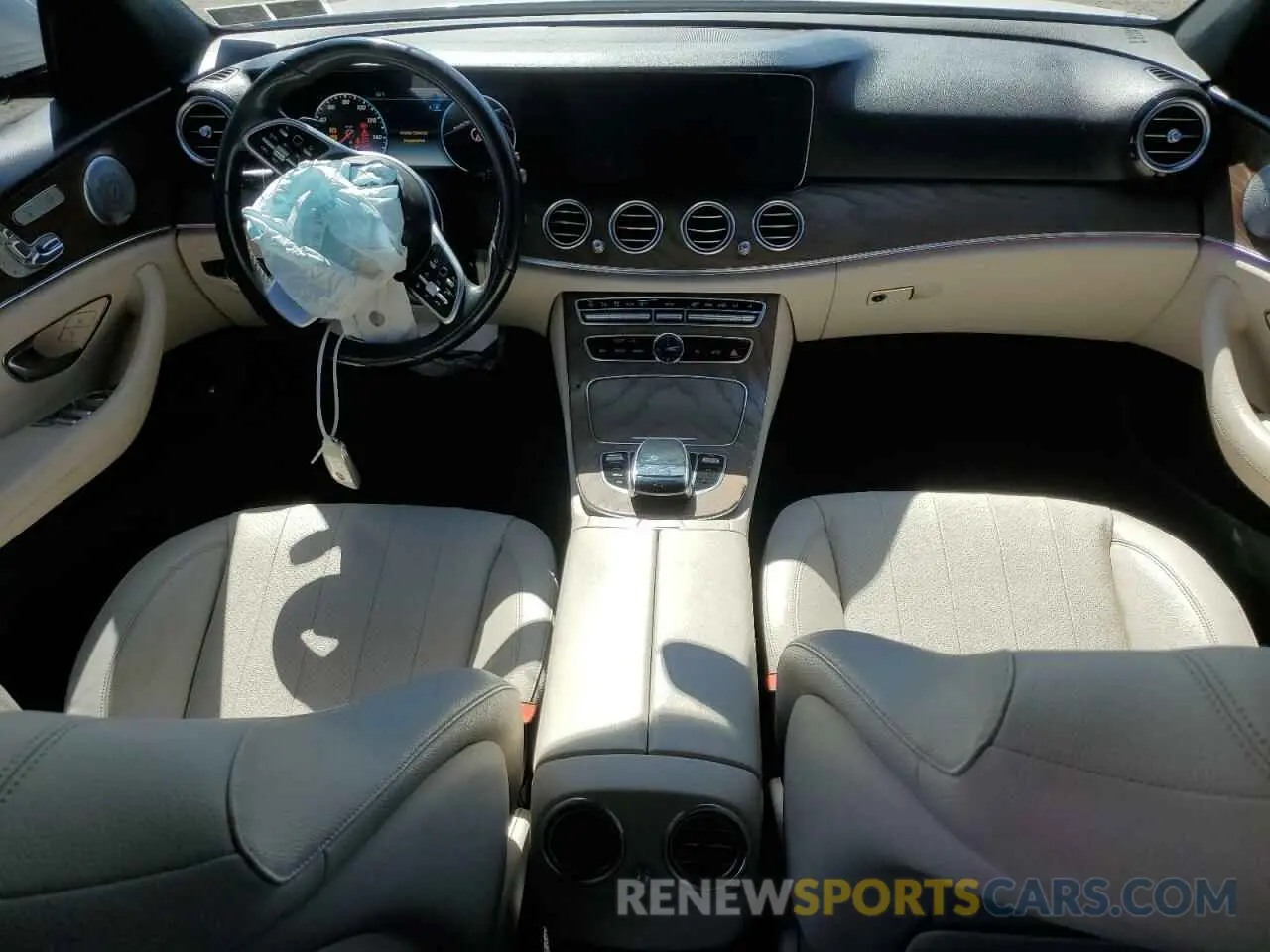8 Photograph of a damaged car W1KZF8EB3LA831835 MERCEDES-BENZ E-CLASS 2020