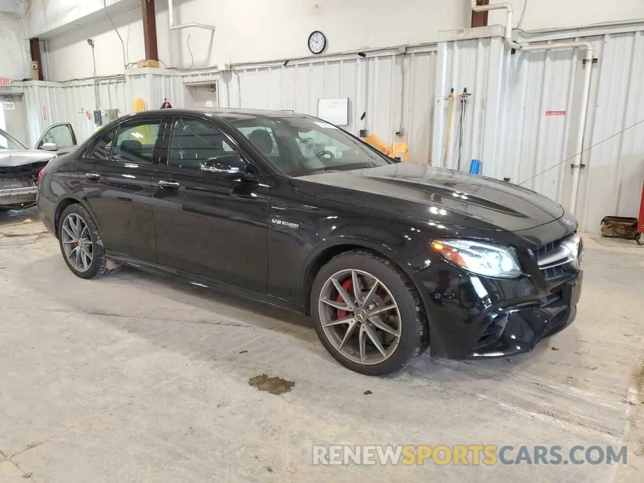 4 Photograph of a damaged car W1KZF8KBXLA823137 MERCEDES-BENZ E-CLASS 2020