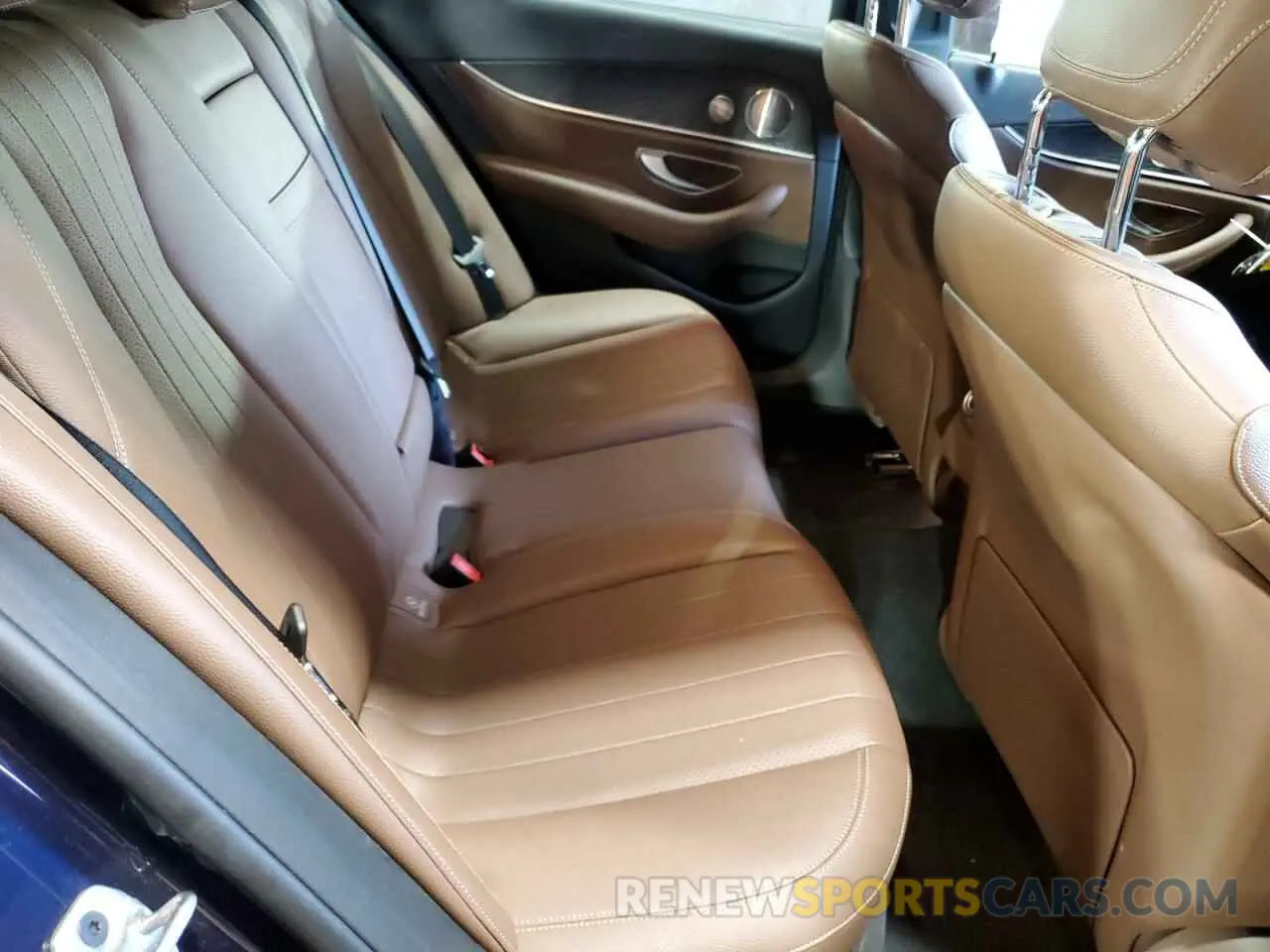 10 Photograph of a damaged car WDDZF6JB3LA712788 MERCEDES-BENZ E-CLASS 2020