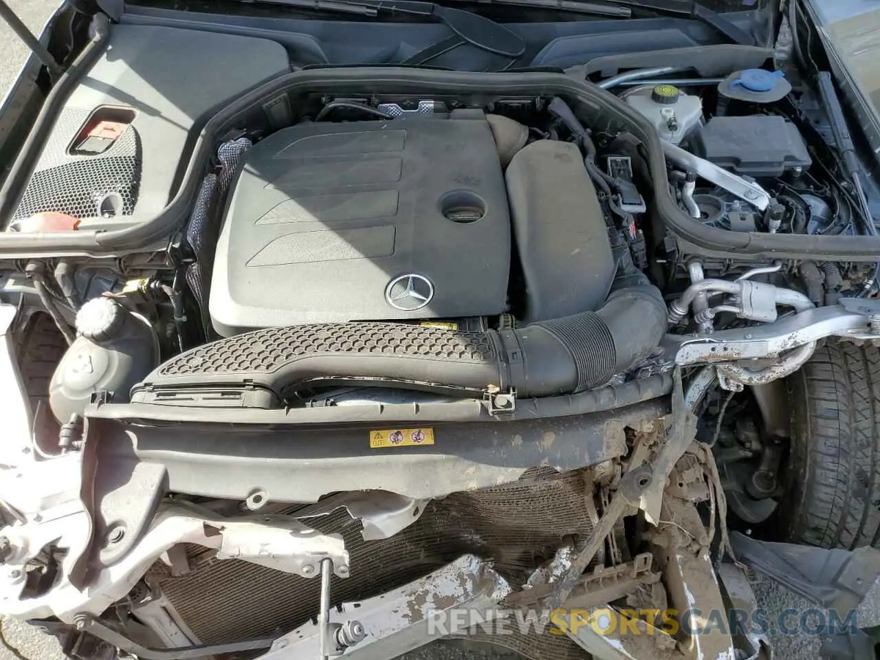 12 Photograph of a damaged car WDDZF8DB0LA720080 MERCEDES-BENZ E-CLASS 2020