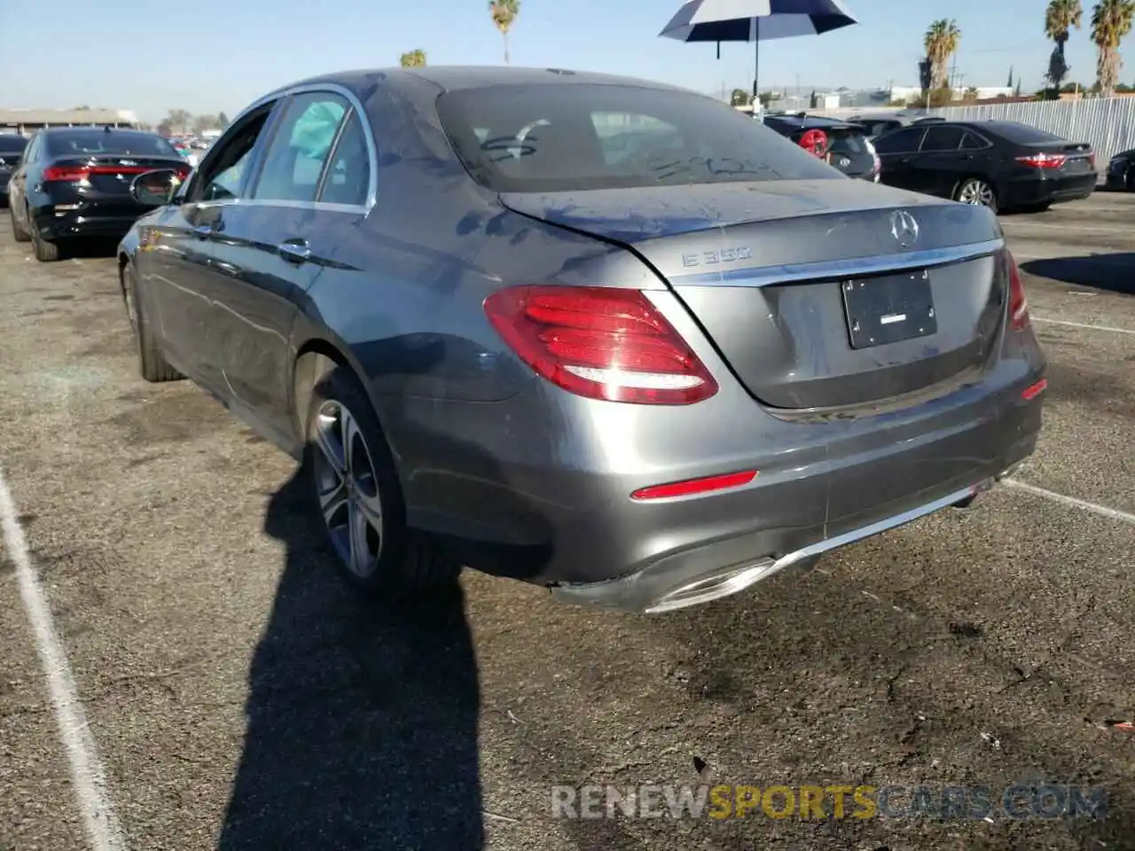 3 Photograph of a damaged car WDDZF8DB0LA732701 MERCEDES-BENZ E-CLASS 2020