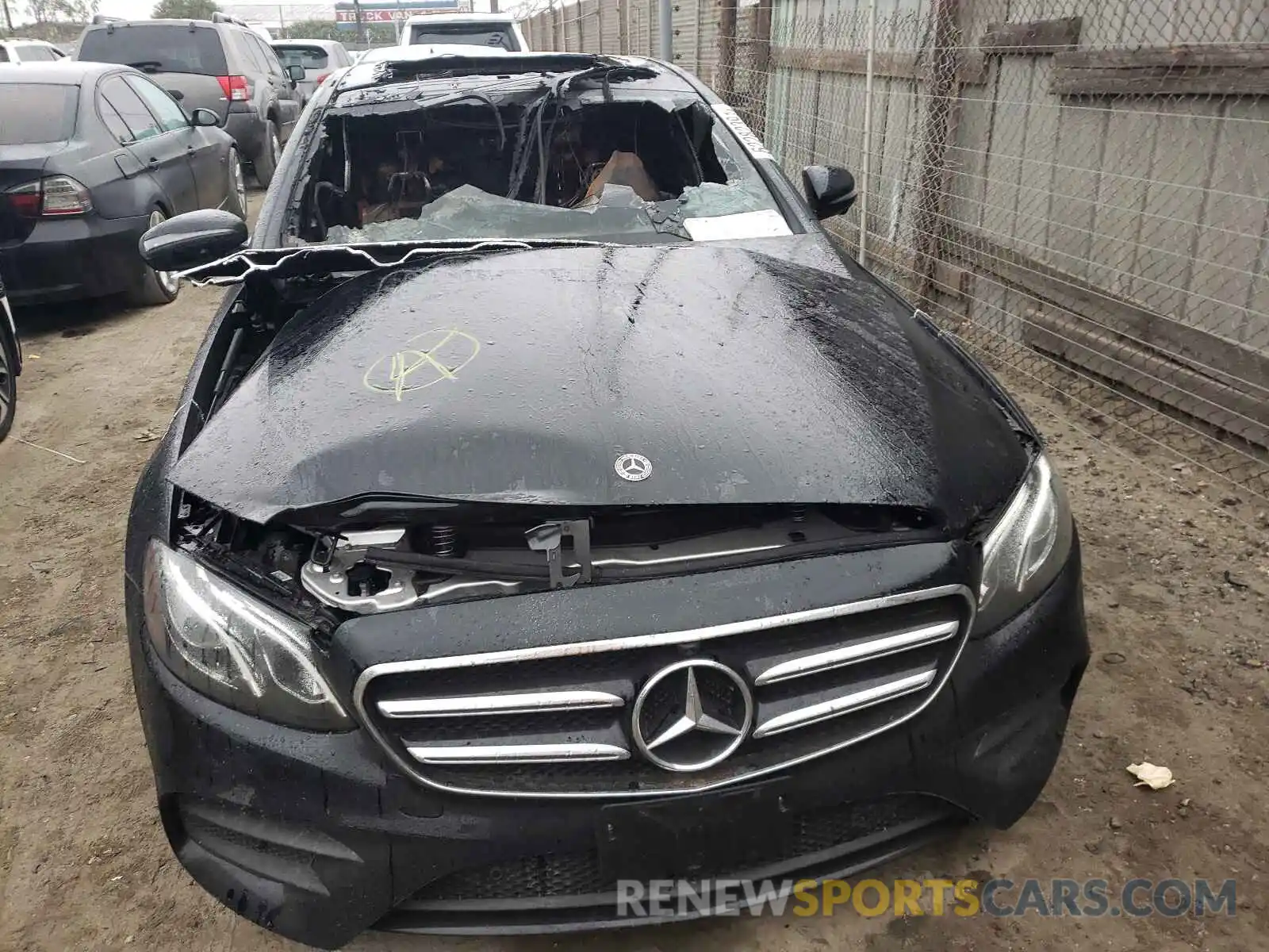 9 Photograph of a damaged car WDDZF8DB0LA752561 MERCEDES-BENZ E-CLASS 2020