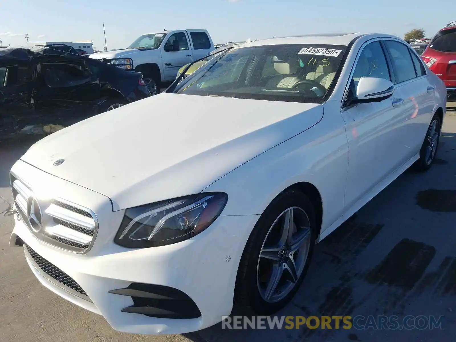 2 Photograph of a damaged car WDDZF8DB3LA704097 MERCEDES-BENZ E CLASS 2020