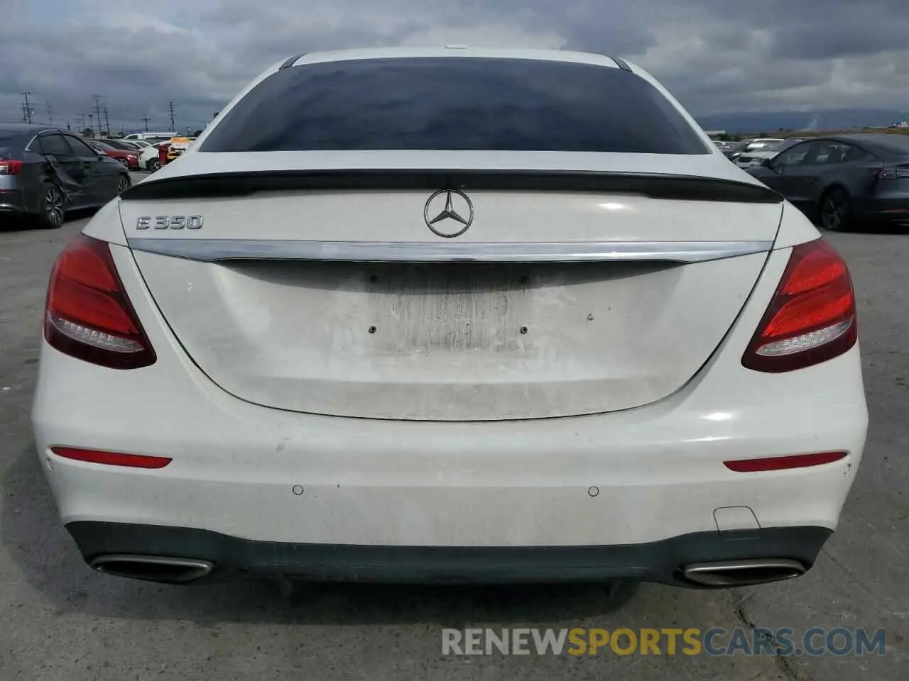 6 Photograph of a damaged car WDDZF8DB3LA725659 MERCEDES-BENZ E-CLASS 2020