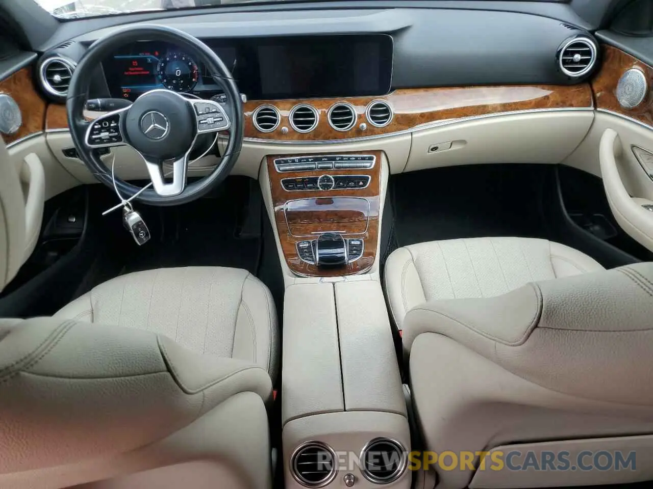 8 Photograph of a damaged car WDDZF8DB3LA725659 MERCEDES-BENZ E-CLASS 2020