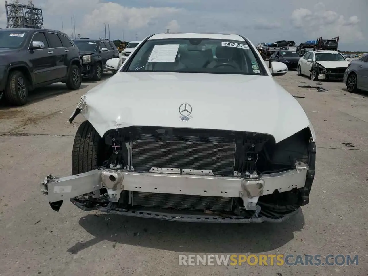 5 Photograph of a damaged car WDDZF8DB5LA705770 MERCEDES-BENZ E-CLASS 2020