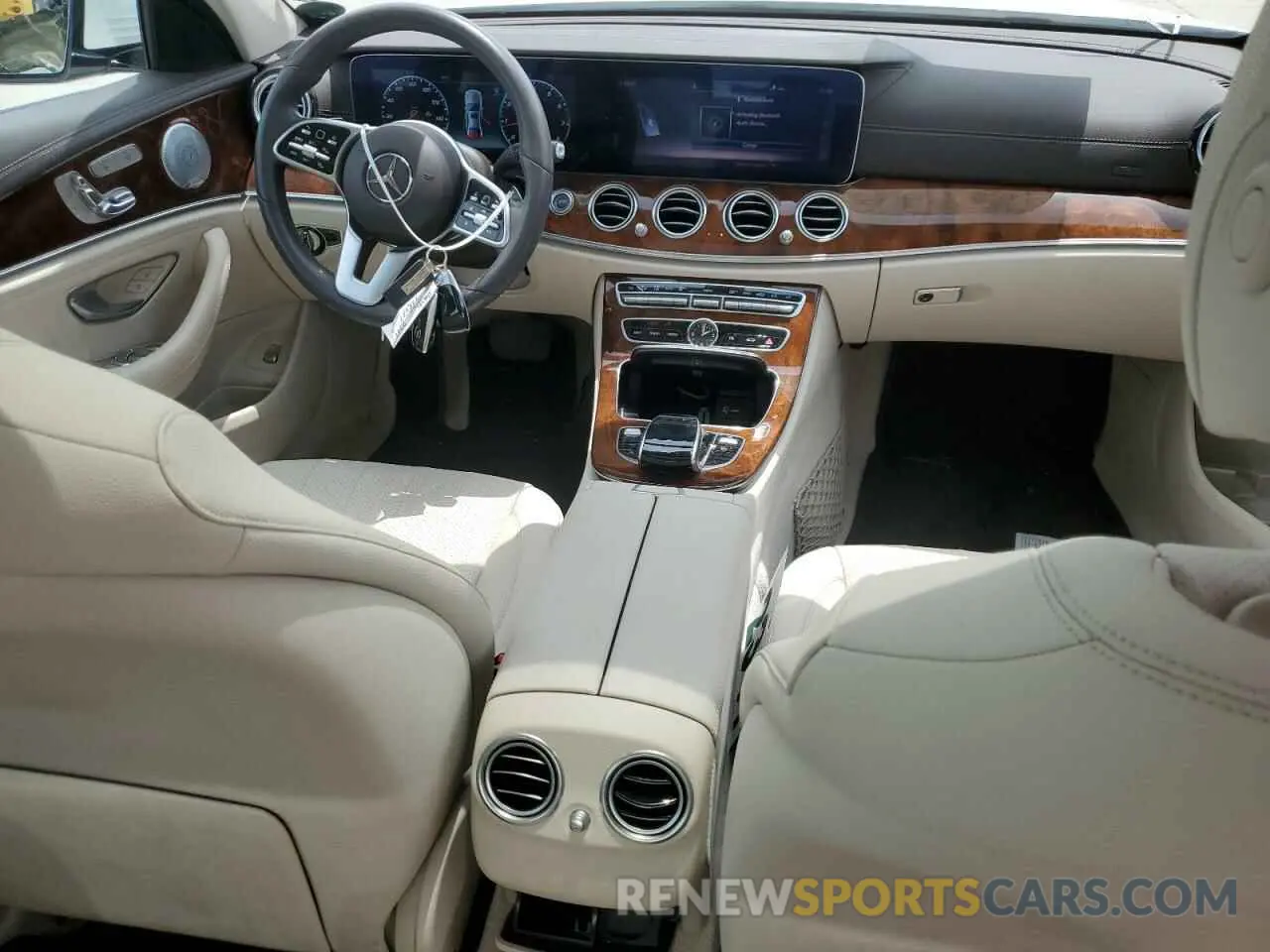 8 Photograph of a damaged car WDDZF8DB5LA705770 MERCEDES-BENZ E-CLASS 2020