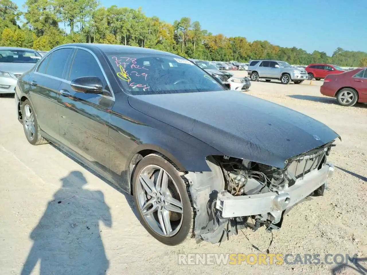 1 Photograph of a damaged car WDDZF8DB5LA755438 MERCEDES-BENZ E-CLASS 2020