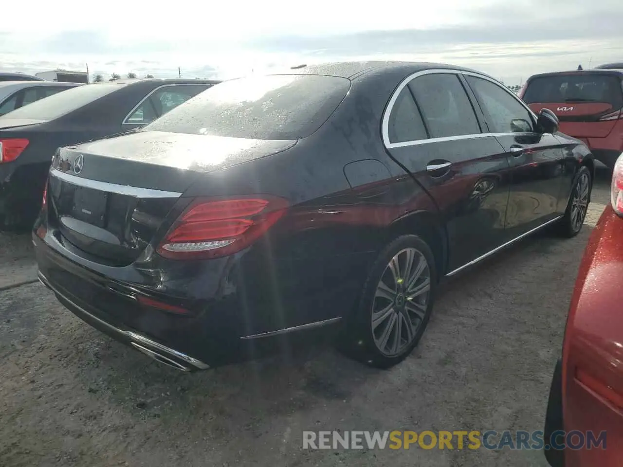 3 Photograph of a damaged car WDDZF8DB6LA736039 MERCEDES-BENZ E-CLASS 2020