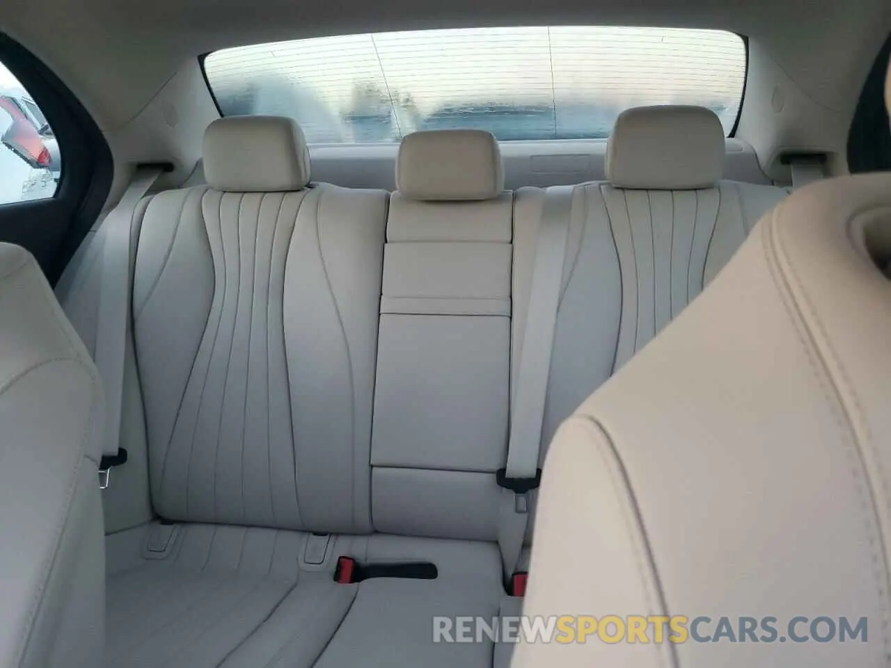 10 Photograph of a damaged car WDDZF8DB8LA729707 MERCEDES-BENZ E-CLASS 2020