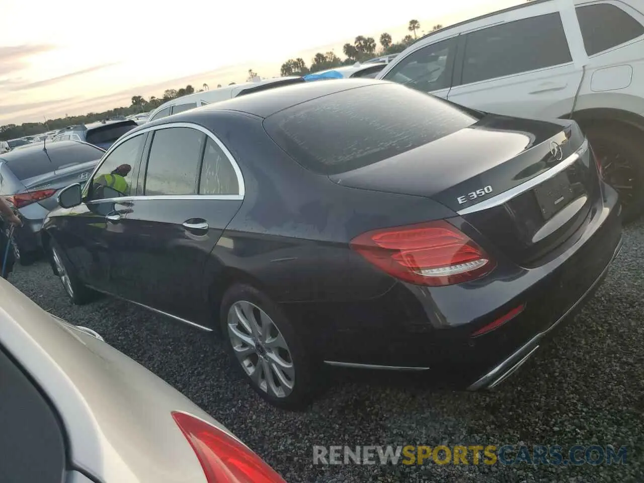 2 Photograph of a damaged car WDDZF8DB8LA729707 MERCEDES-BENZ E-CLASS 2020