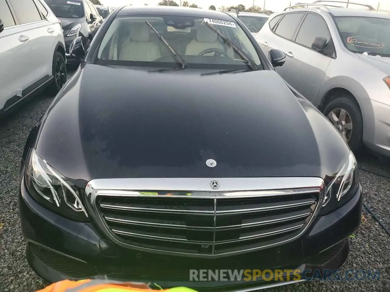 5 Photograph of a damaged car WDDZF8DB8LA729707 MERCEDES-BENZ E-CLASS 2020