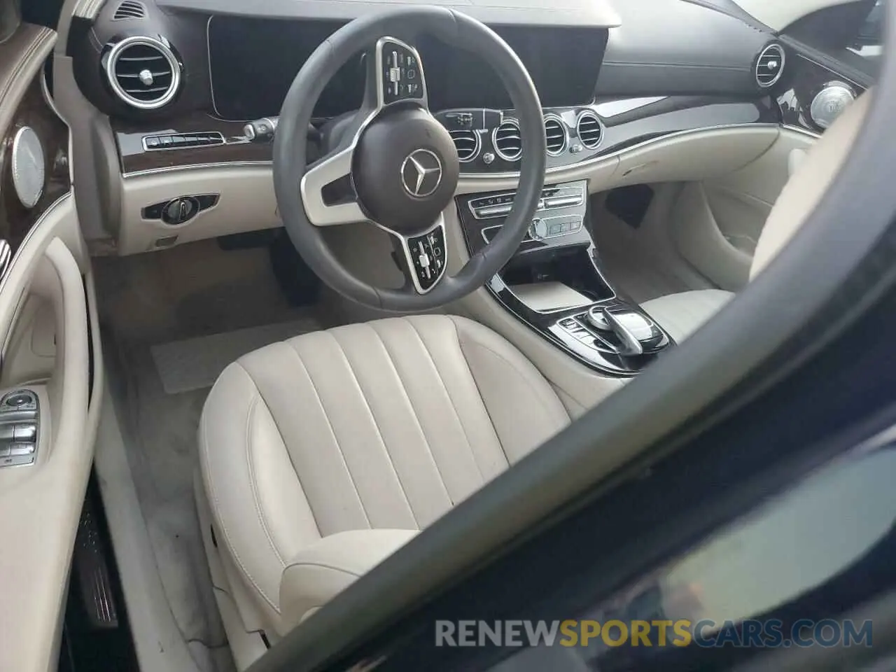 8 Photograph of a damaged car WDDZF8DB8LA729707 MERCEDES-BENZ E-CLASS 2020