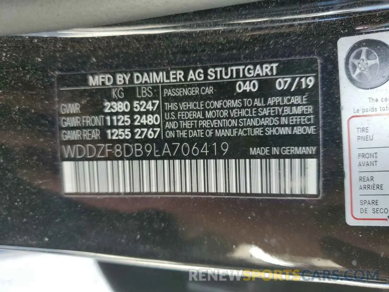 12 Photograph of a damaged car WDDZF8DB9LA706419 MERCEDES-BENZ E-CLASS 2020