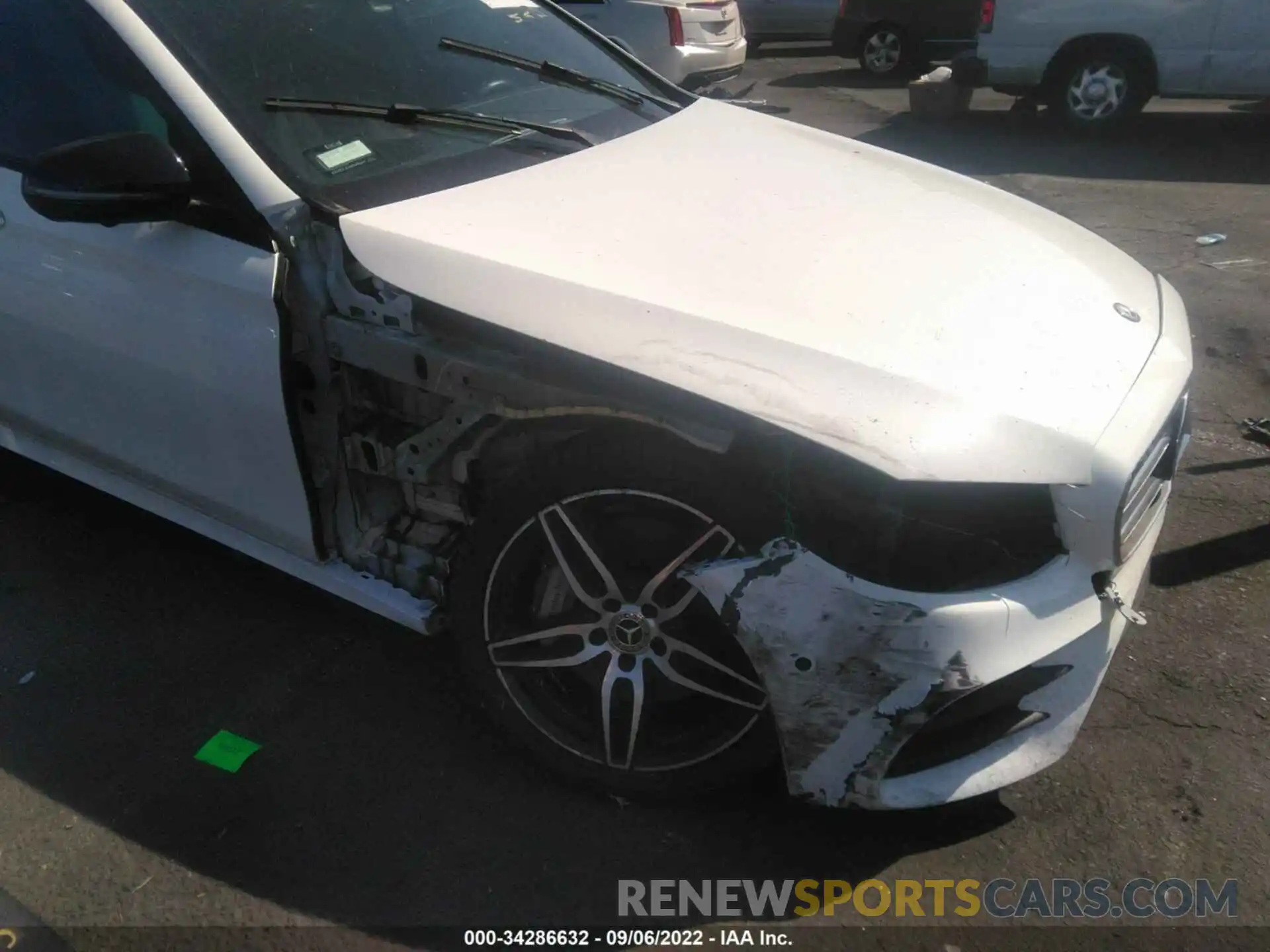 6 Photograph of a damaged car WDDZF8DB9LA724001 MERCEDES-BENZ E-CLASS 2020