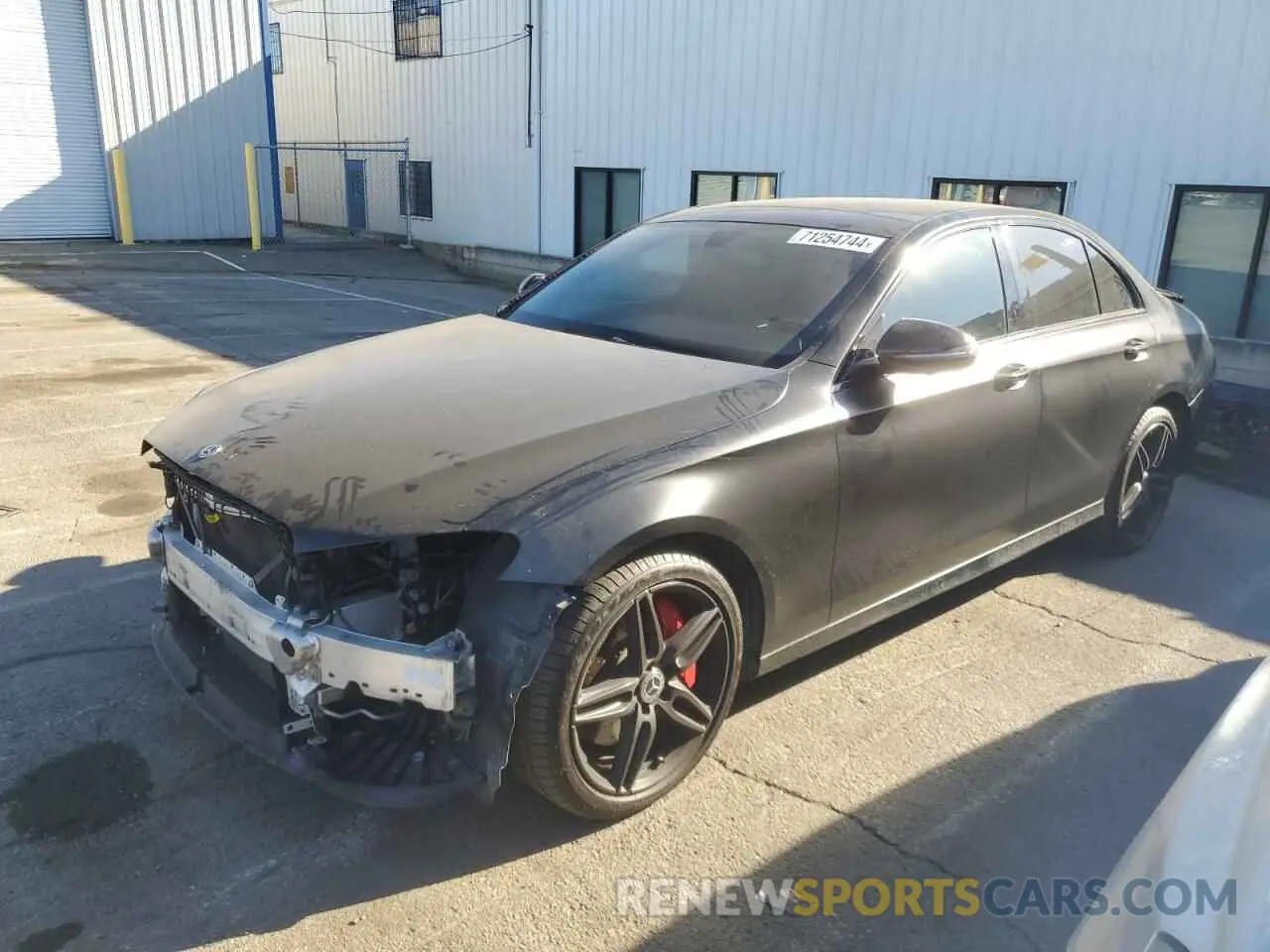 1 Photograph of a damaged car WDDZF8DBXLA719244 MERCEDES-BENZ E-CLASS 2020
