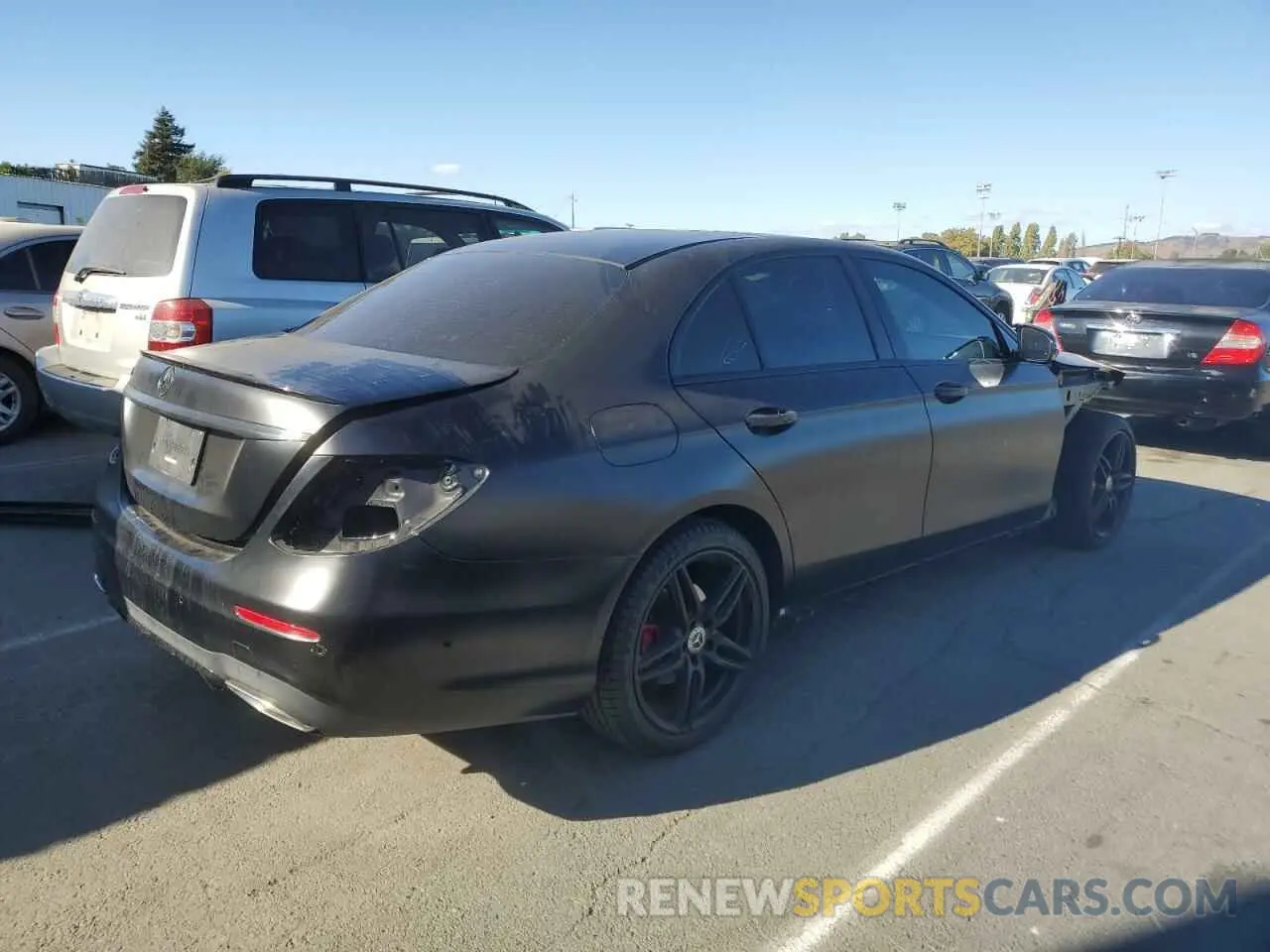 3 Photograph of a damaged car WDDZF8DBXLA719244 MERCEDES-BENZ E-CLASS 2020