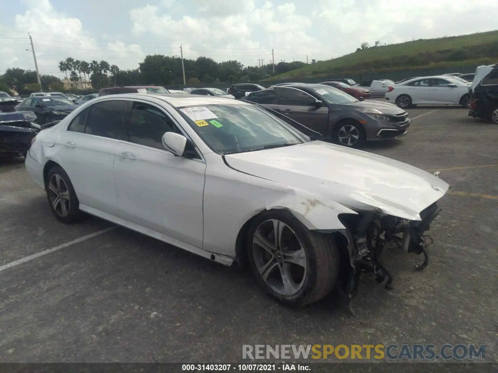 1 Photograph of a damaged car WDDZF8DBXLA737257 MERCEDES-BENZ E-CLASS 2020