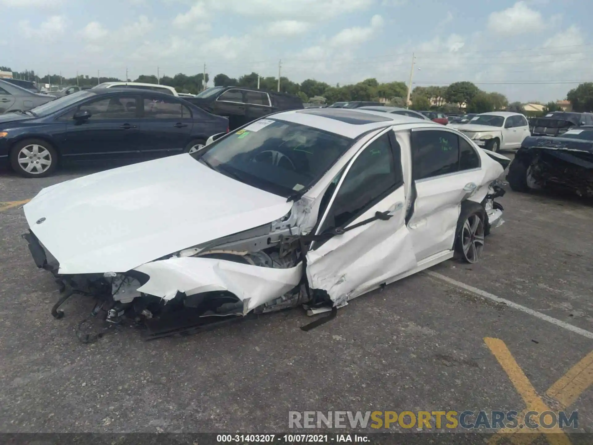 2 Photograph of a damaged car WDDZF8DBXLA737257 MERCEDES-BENZ E-CLASS 2020