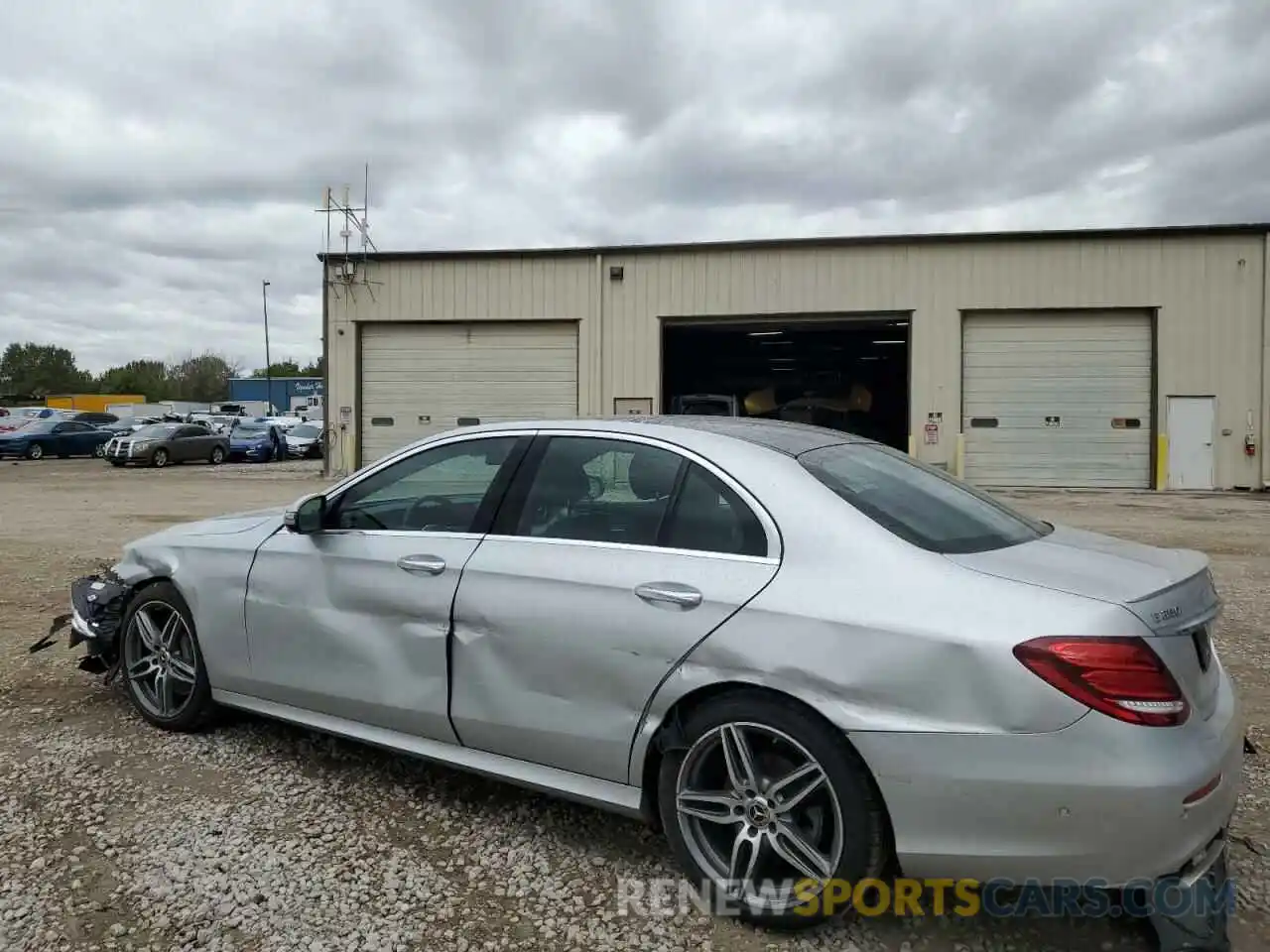 2 Photograph of a damaged car WDDZF8EB0LA702953 MERCEDES-BENZ E-CLASS 2020