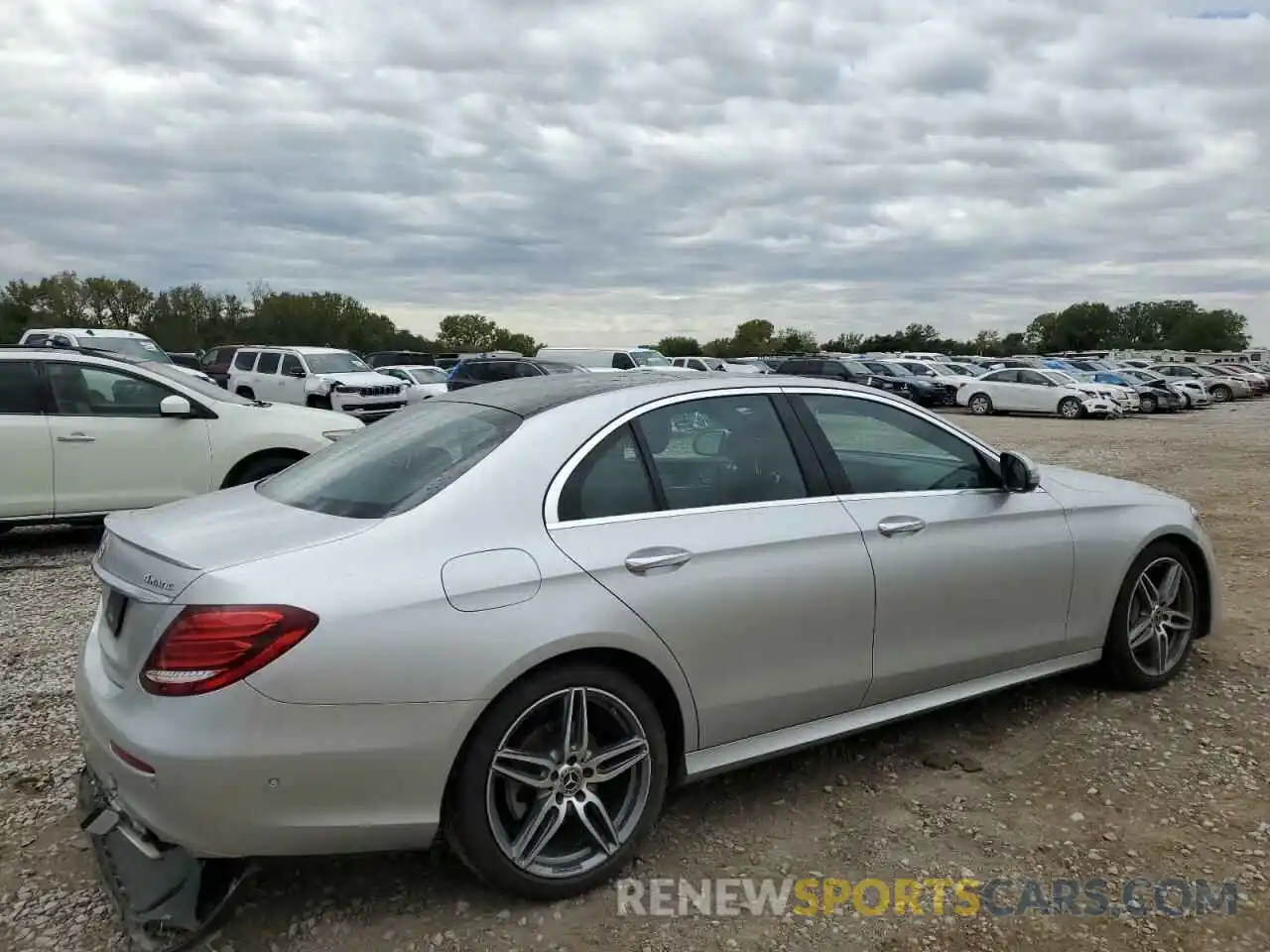 3 Photograph of a damaged car WDDZF8EB0LA702953 MERCEDES-BENZ E-CLASS 2020