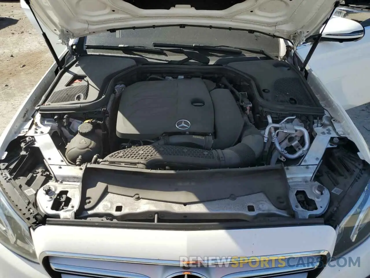 11 Photograph of a damaged car WDDZF8EB1LA719261 MERCEDES-BENZ E-CLASS 2020