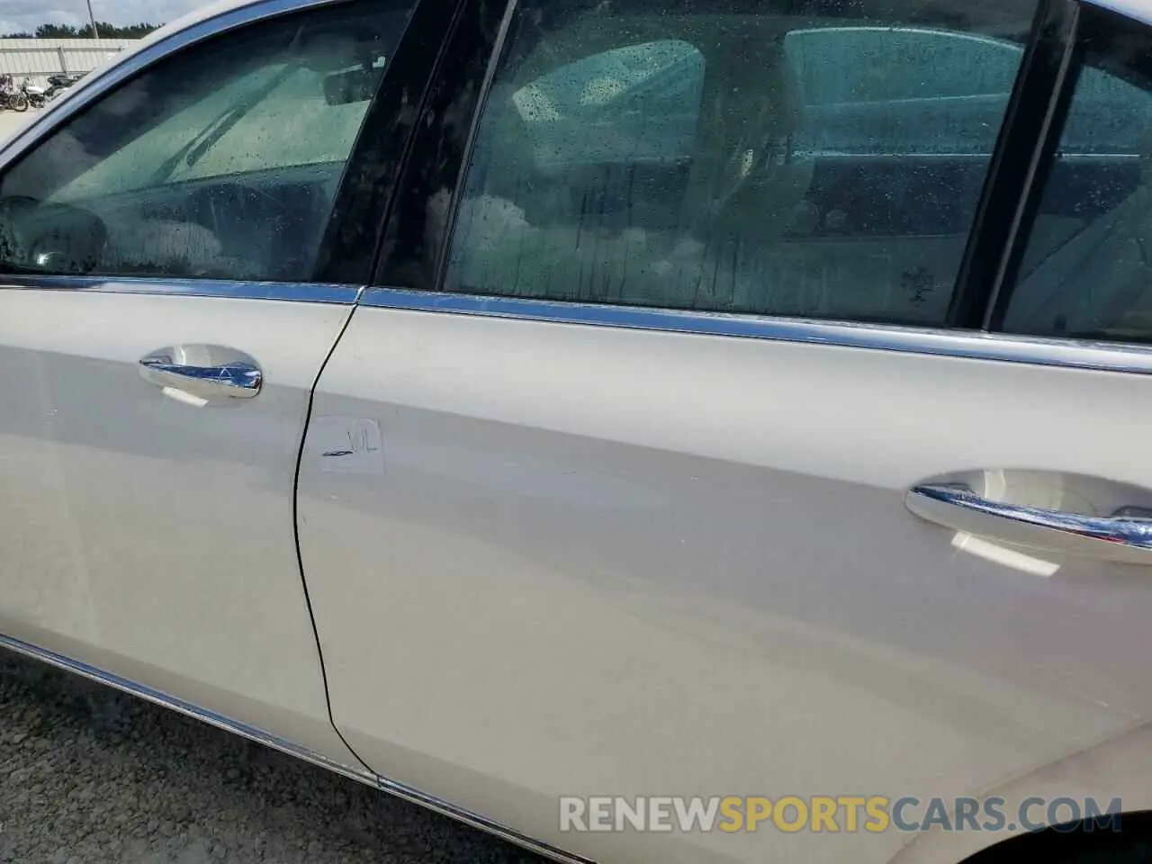 12 Photograph of a damaged car WDDZF8EB1LA745133 MERCEDES-BENZ E-CLASS 2020