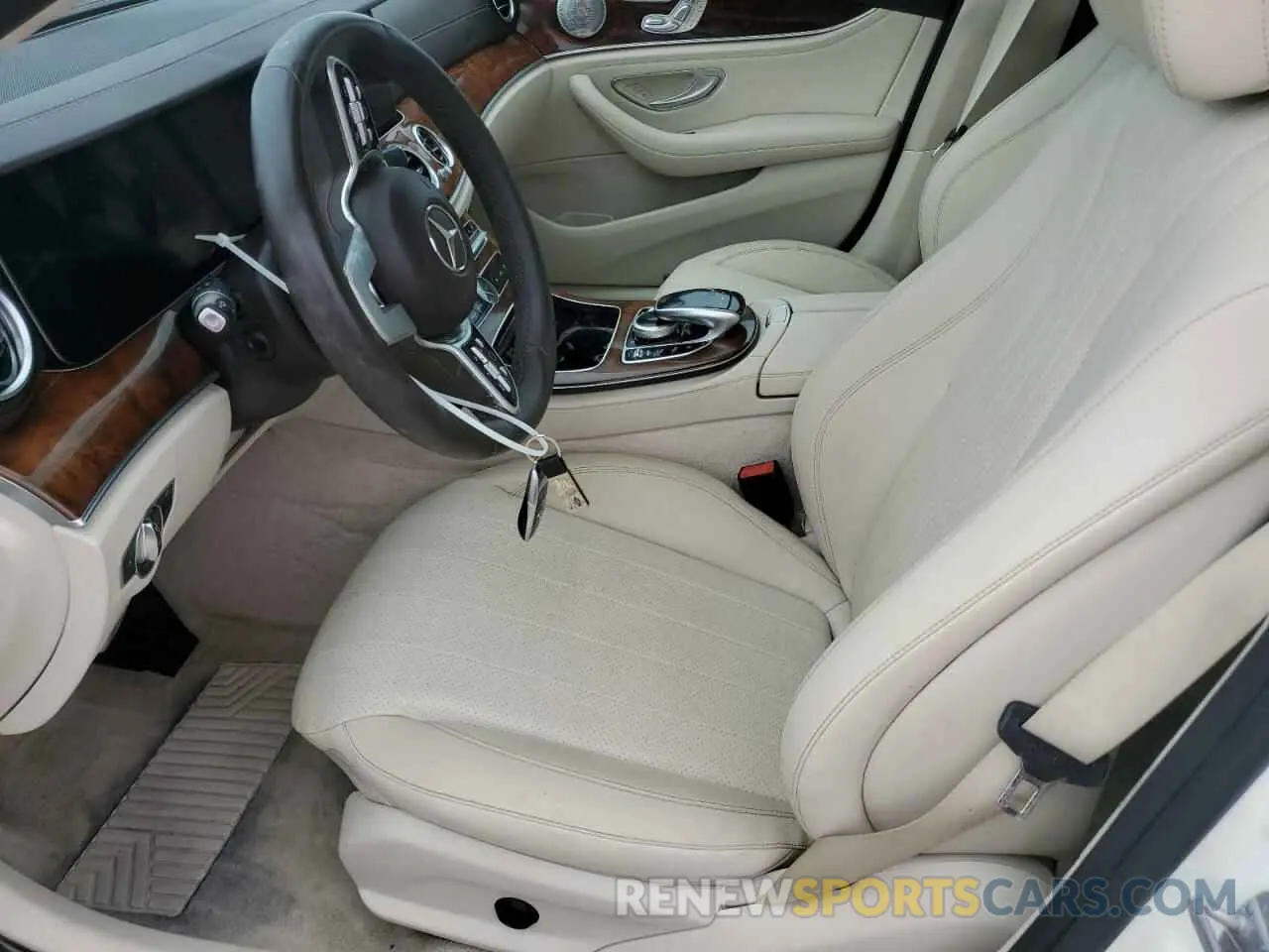 7 Photograph of a damaged car WDDZF8EB1LA745133 MERCEDES-BENZ E-CLASS 2020