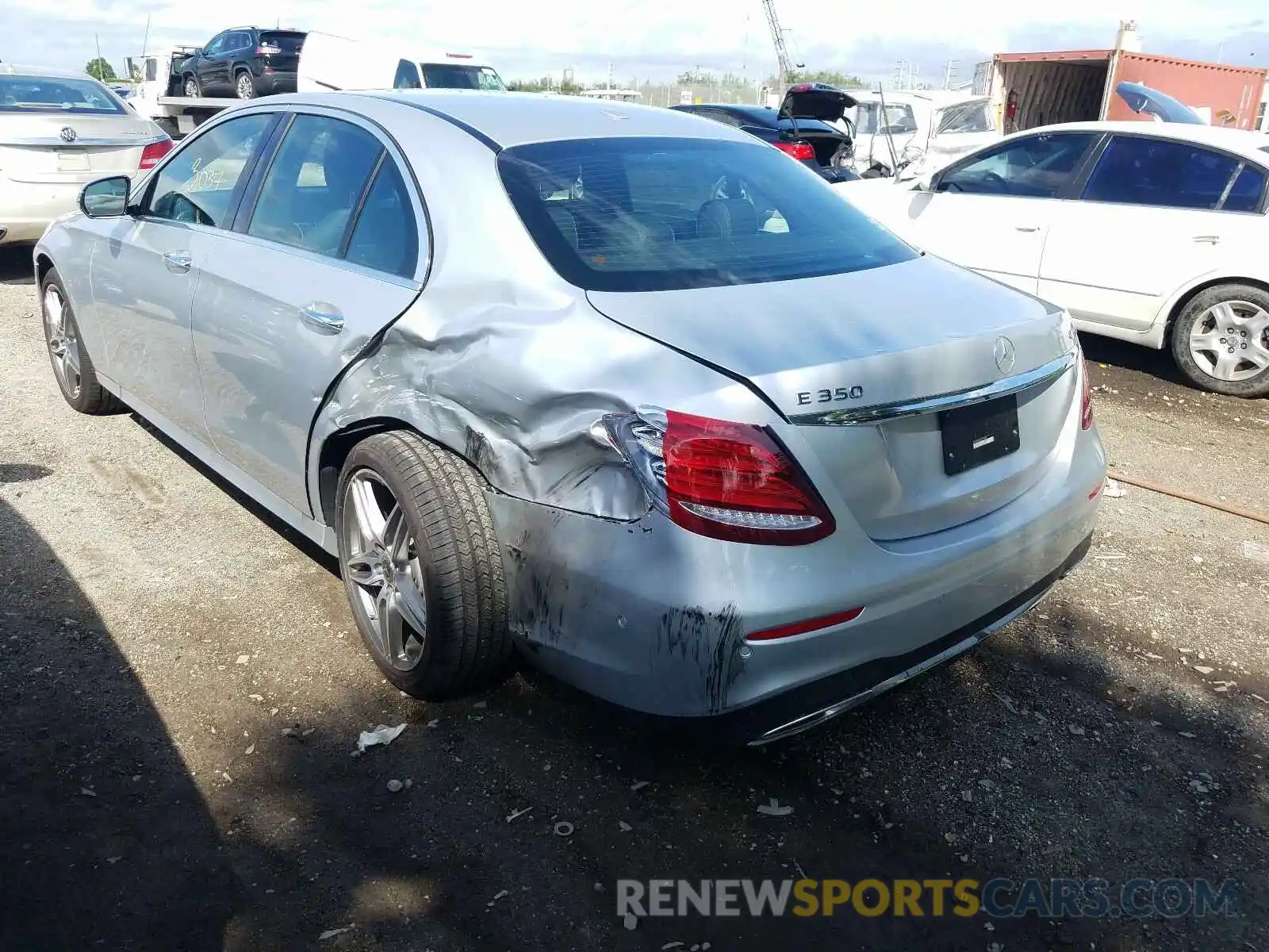 3 Photograph of a damaged car WDDZF8EB2LA750468 MERCEDES-BENZ E CLASS 2020