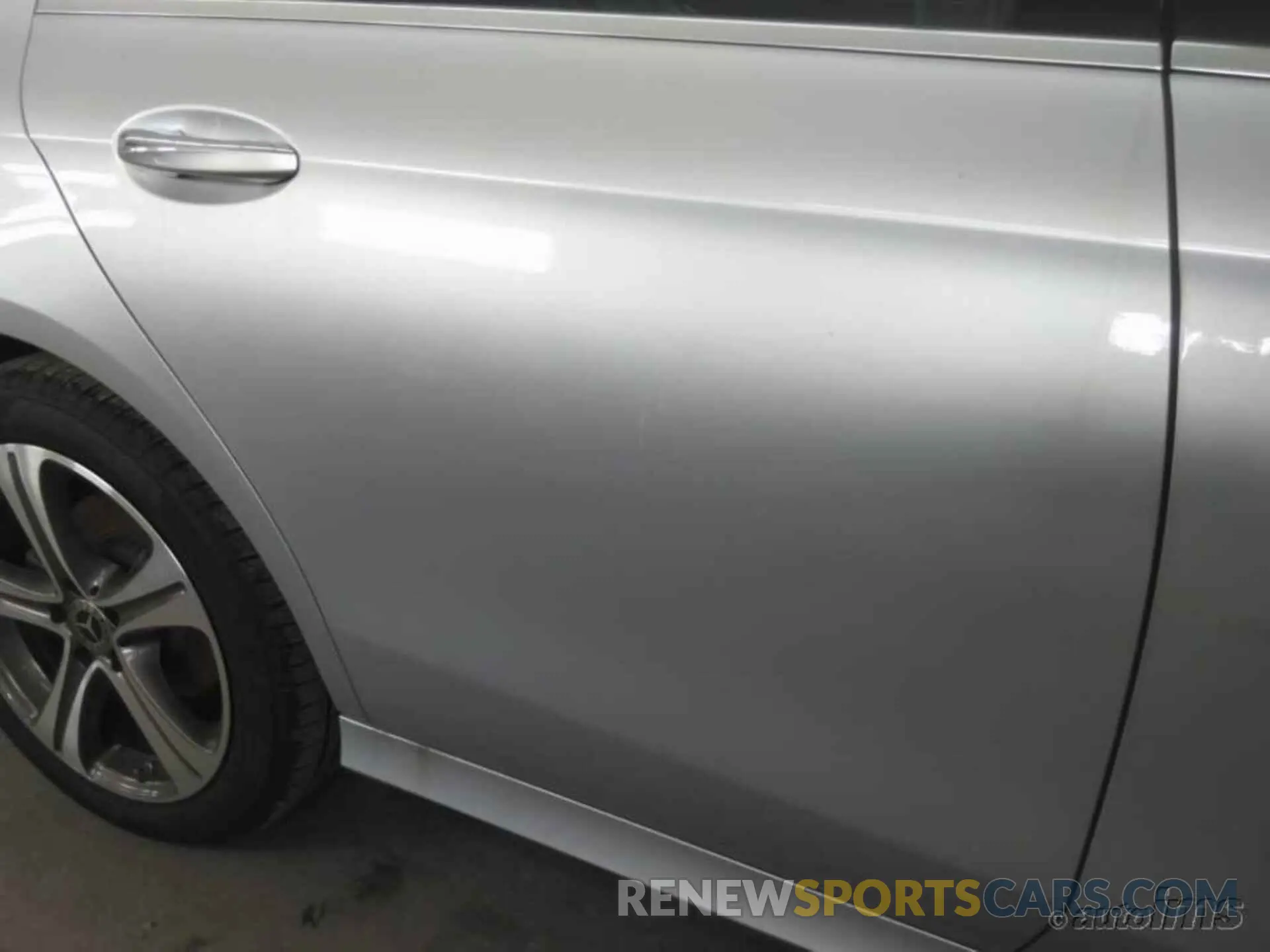 25 Photograph of a damaged car WDDZF8EB7LA705686 MERCEDES-BENZ E-CLASS 2020