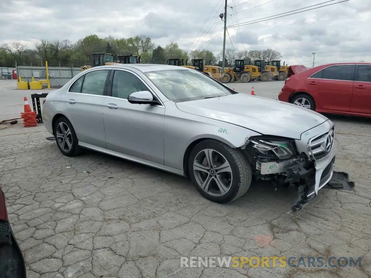 4 Photograph of a damaged car WDDZF8EB9LA707097 MERCEDES-BENZ E-CLASS 2020