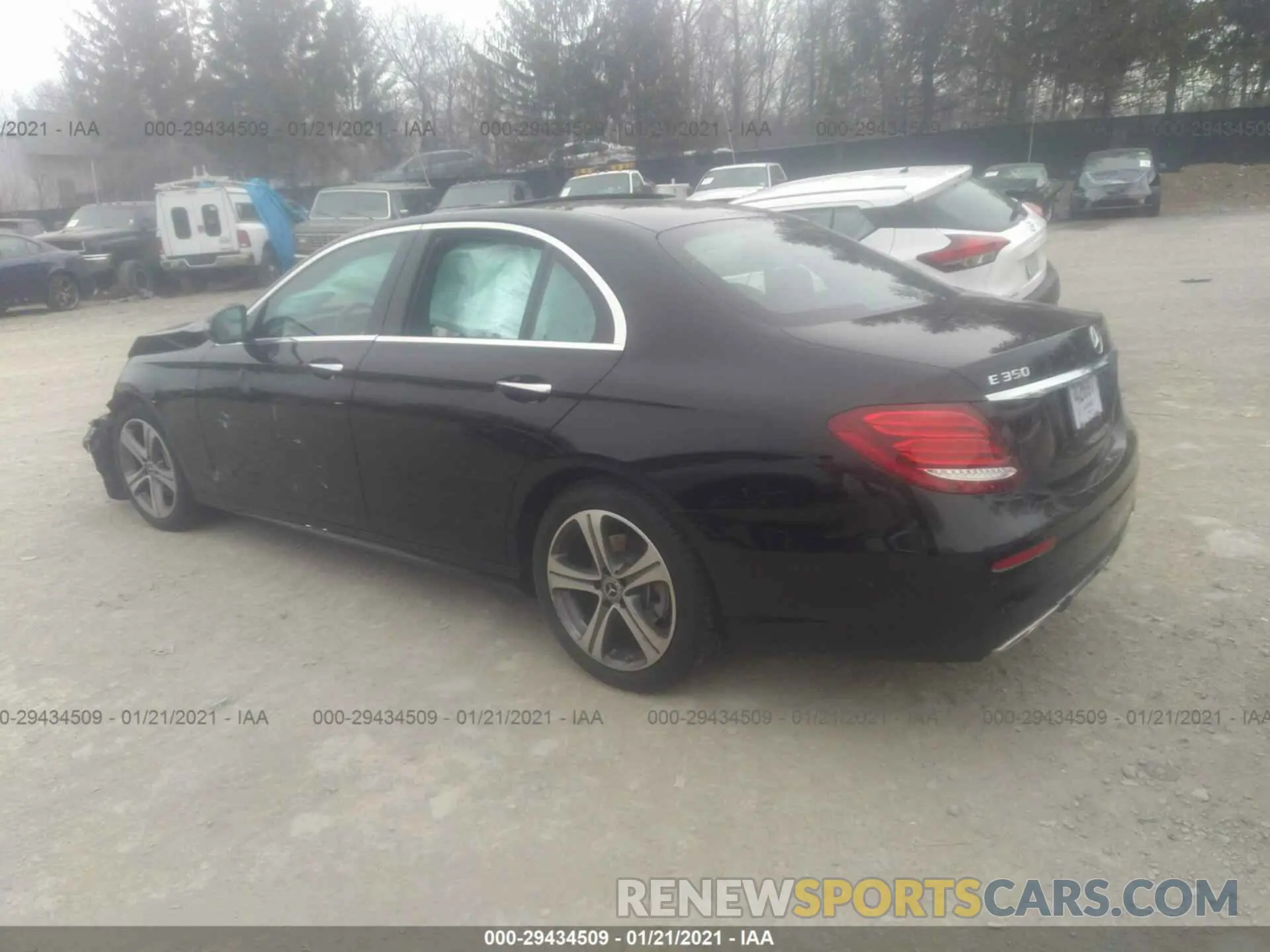 3 Photograph of a damaged car WDDZF8EB9LA713594 MERCEDES-BENZ E-CLASS 2020
