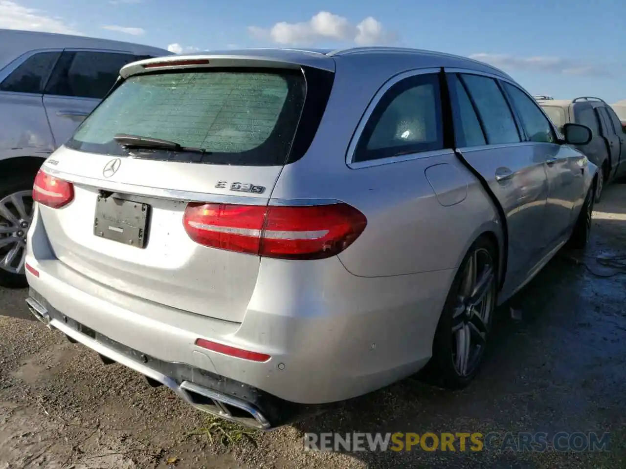 4 Photograph of a damaged car WDDZH8KB3LA750798 MERCEDES-BENZ E-CLASS 2020