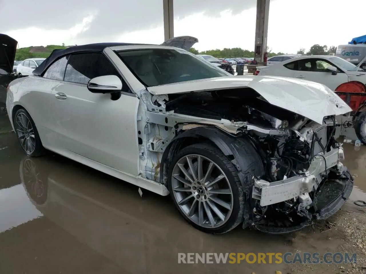 4 Photograph of a damaged car W1K1K5JB5MF164686 MERCEDES-BENZ E-CLASS 2021