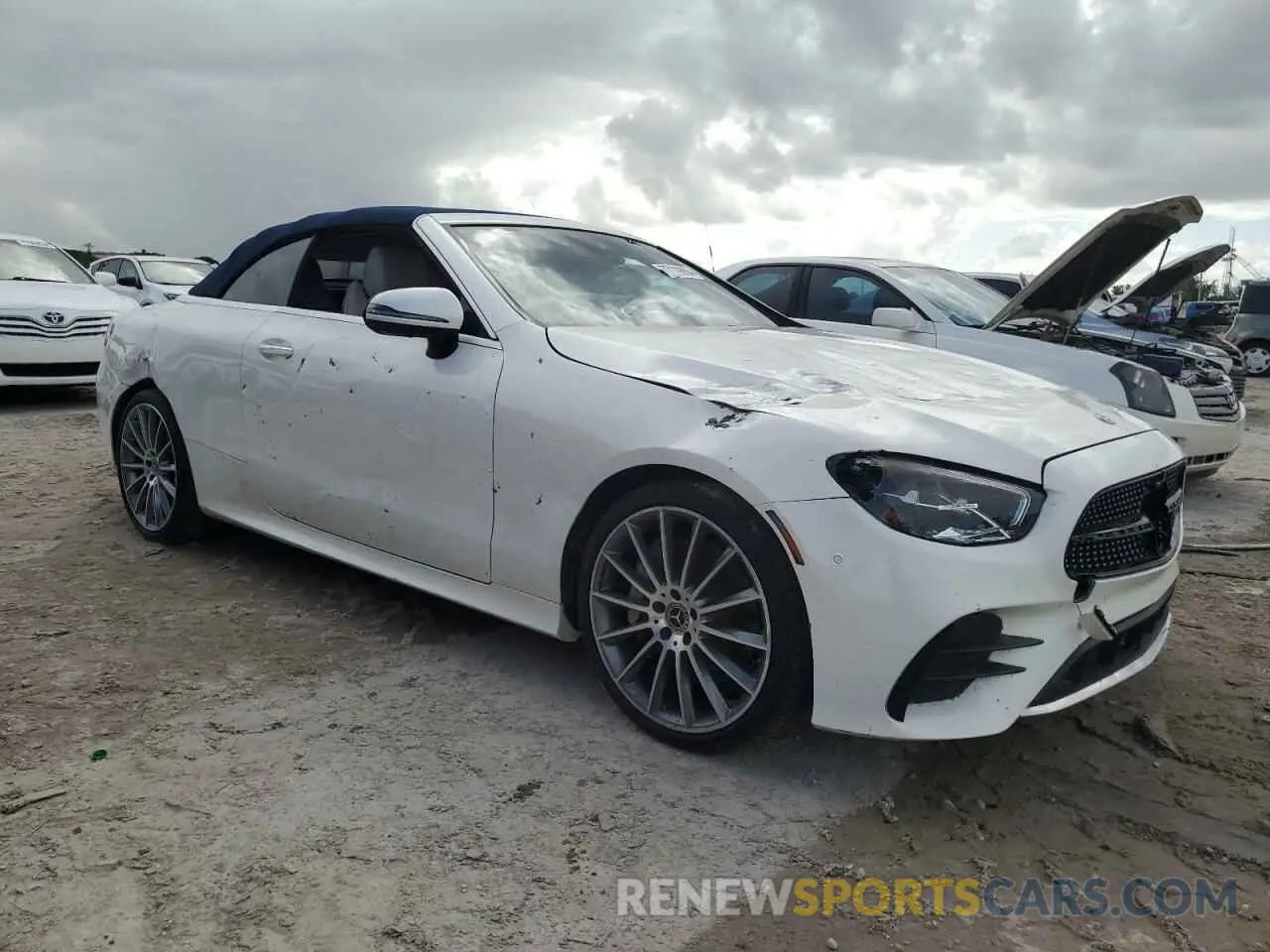 4 Photograph of a damaged car W1K1K5JB8MF157053 MERCEDES-BENZ E-CLASS 2021