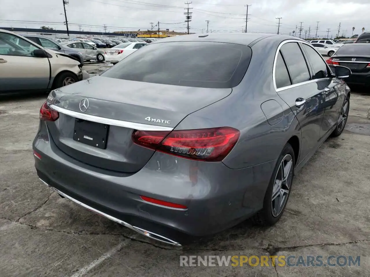 4 Photograph of a damaged car W1KZF5KB4MA981019 MERCEDES-BENZ E-CLASS 2021
