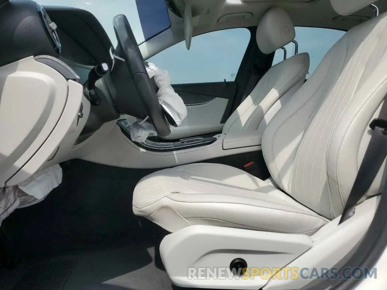 7 Photograph of a damaged car W1KZF8DB1MA886643 MERCEDES-BENZ E-CLASS 2021