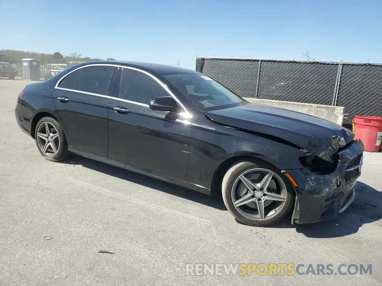 4 Photograph of a damaged car W1KZF8DB1MA906020 MERCEDES-BENZ E-CLASS 2021