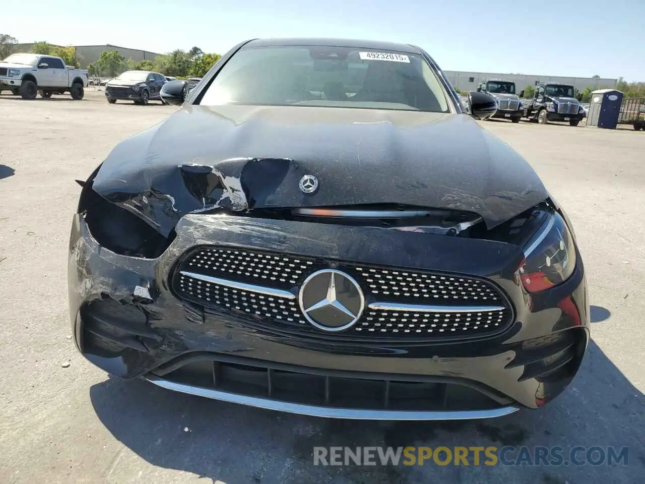 5 Photograph of a damaged car W1KZF8DB1MA906020 MERCEDES-BENZ E-CLASS 2021