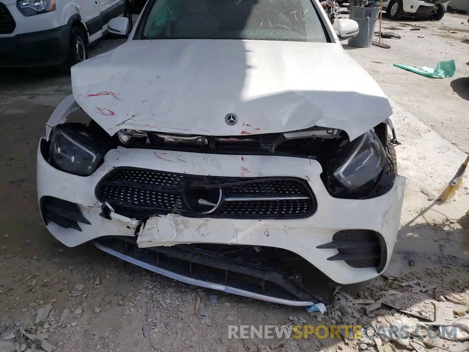 9 Photograph of a damaged car W1KZF8DB3MA927547 MERCEDES-BENZ E-CLASS 2021