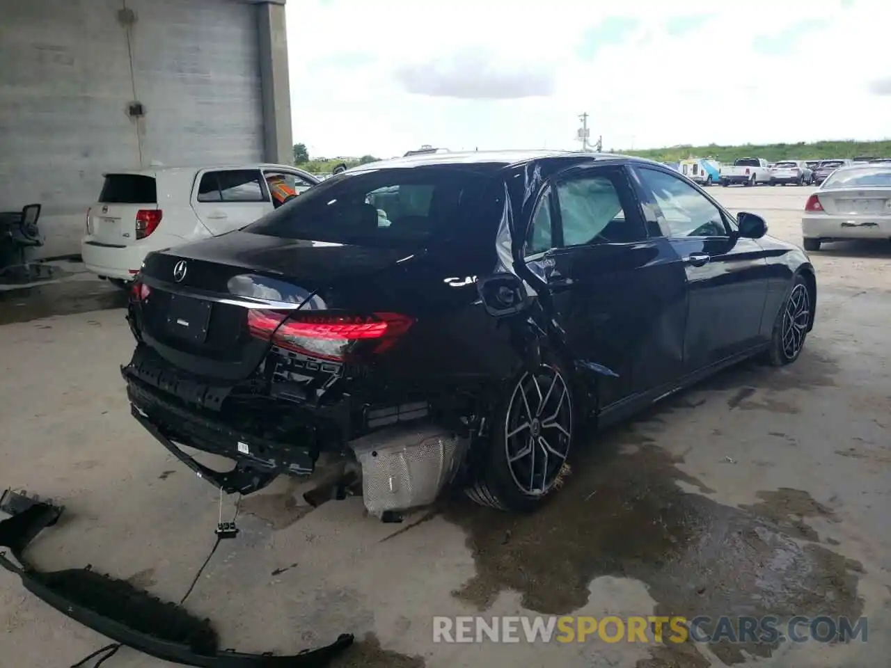 9 Photograph of a damaged car W1KZF8DB5MA974756 MERCEDES-BENZ E-CLASS 2021