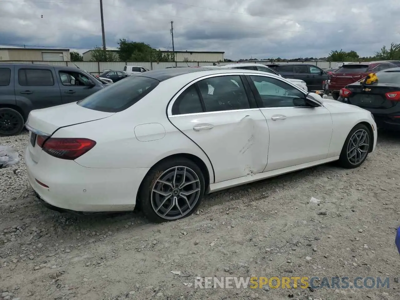 3 Photograph of a damaged car W1KZF8DB7MA877512 MERCEDES-BENZ E-CLASS 2021