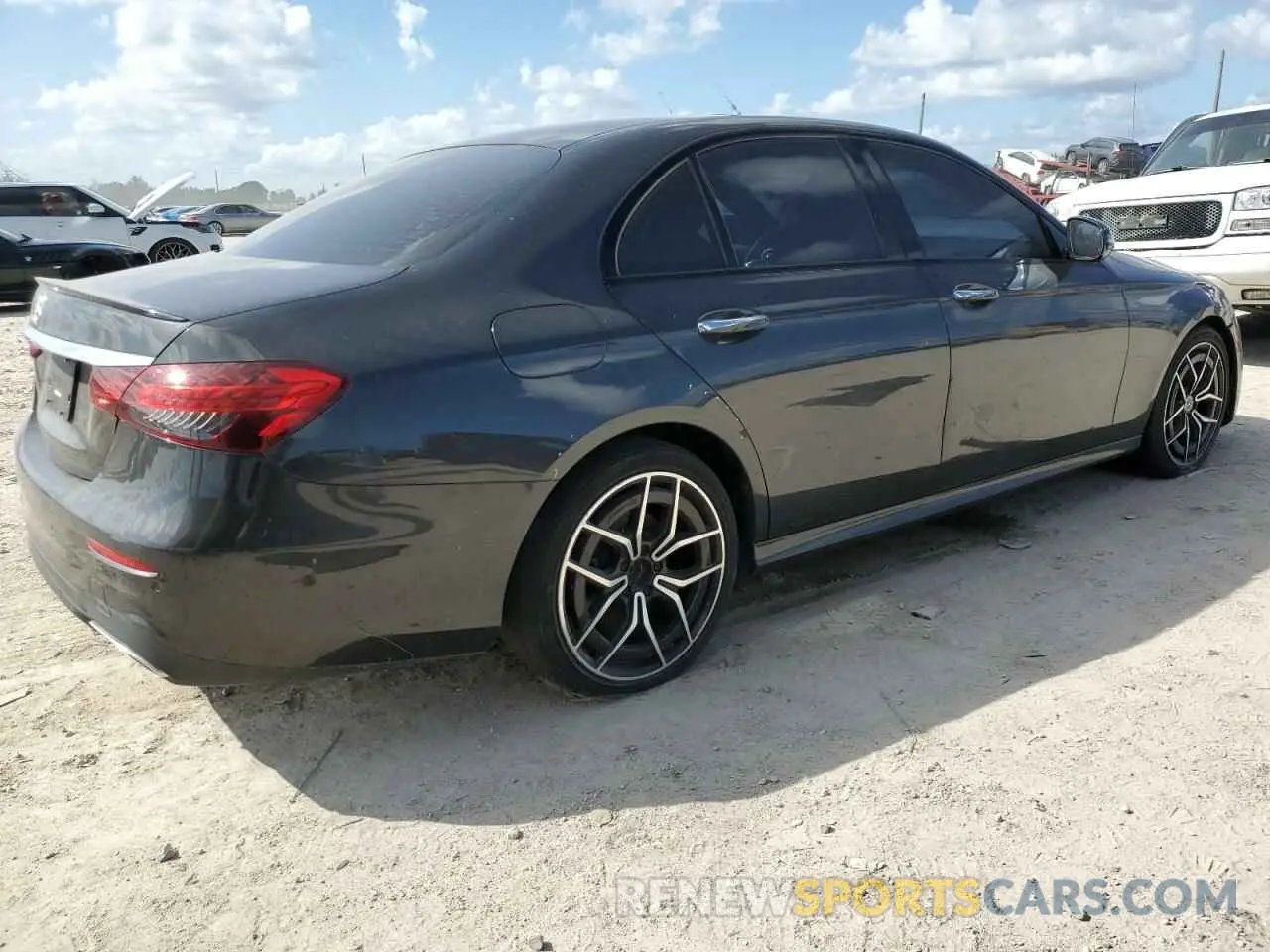3 Photograph of a damaged car W1KZF8DB7MA945680 MERCEDES-BENZ E-CLASS 2021