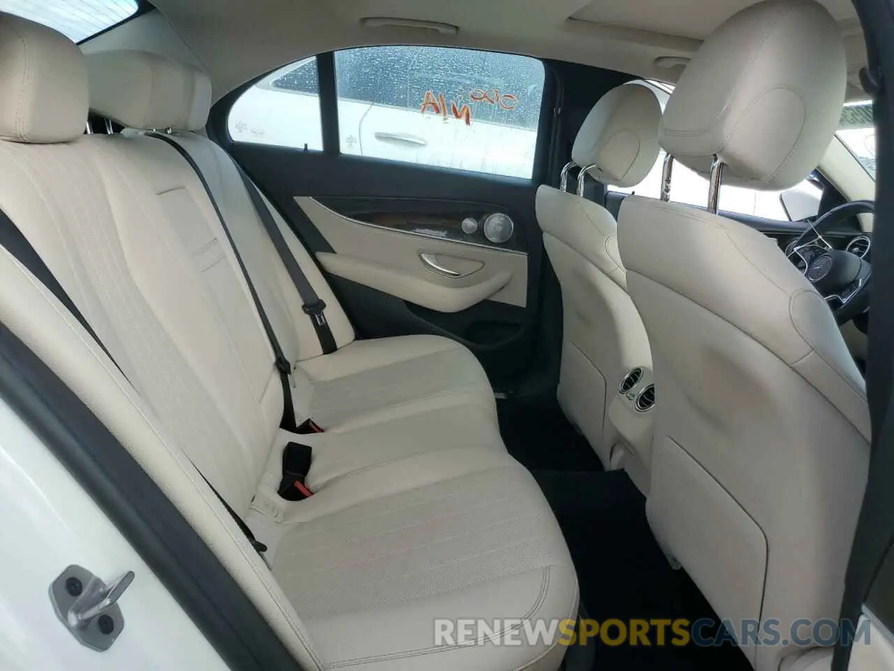 10 Photograph of a damaged car W1KZF8DB9MA908310 MERCEDES-BENZ E-CLASS 2021