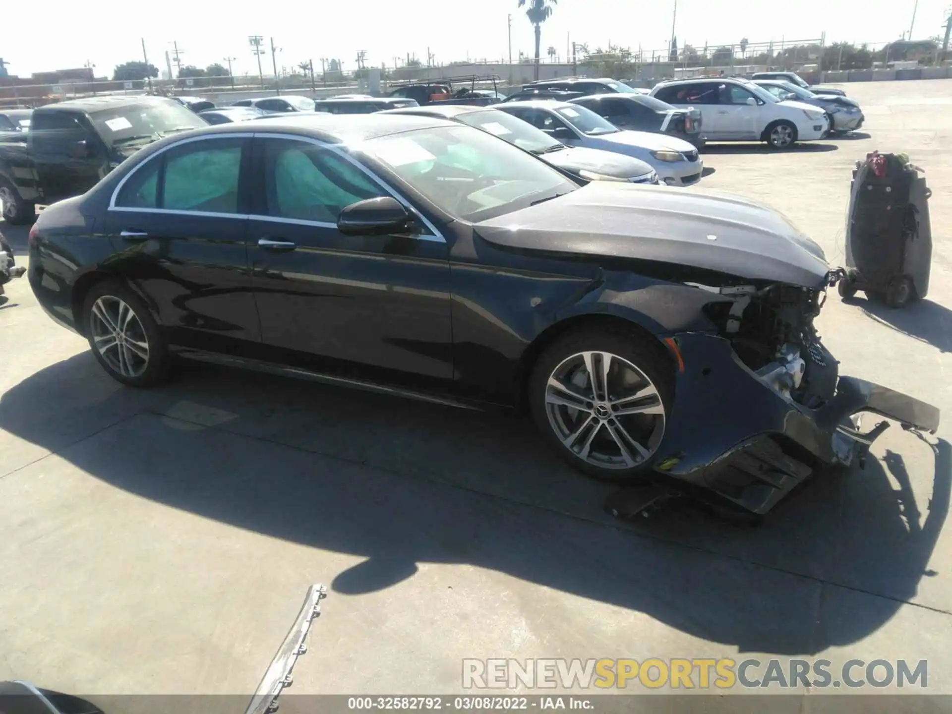 1 Photograph of a damaged car W1KZF8DBXMA879335 MERCEDES-BENZ E-CLASS 2021