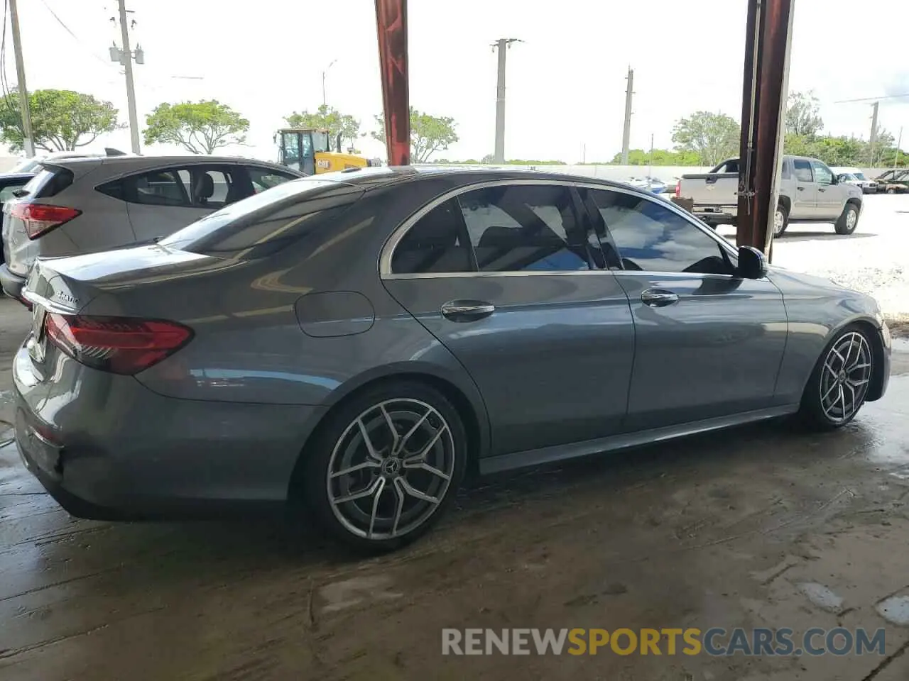 3 Photograph of a damaged car W1KZF8EB1MA840115 MERCEDES-BENZ E-CLASS 2021